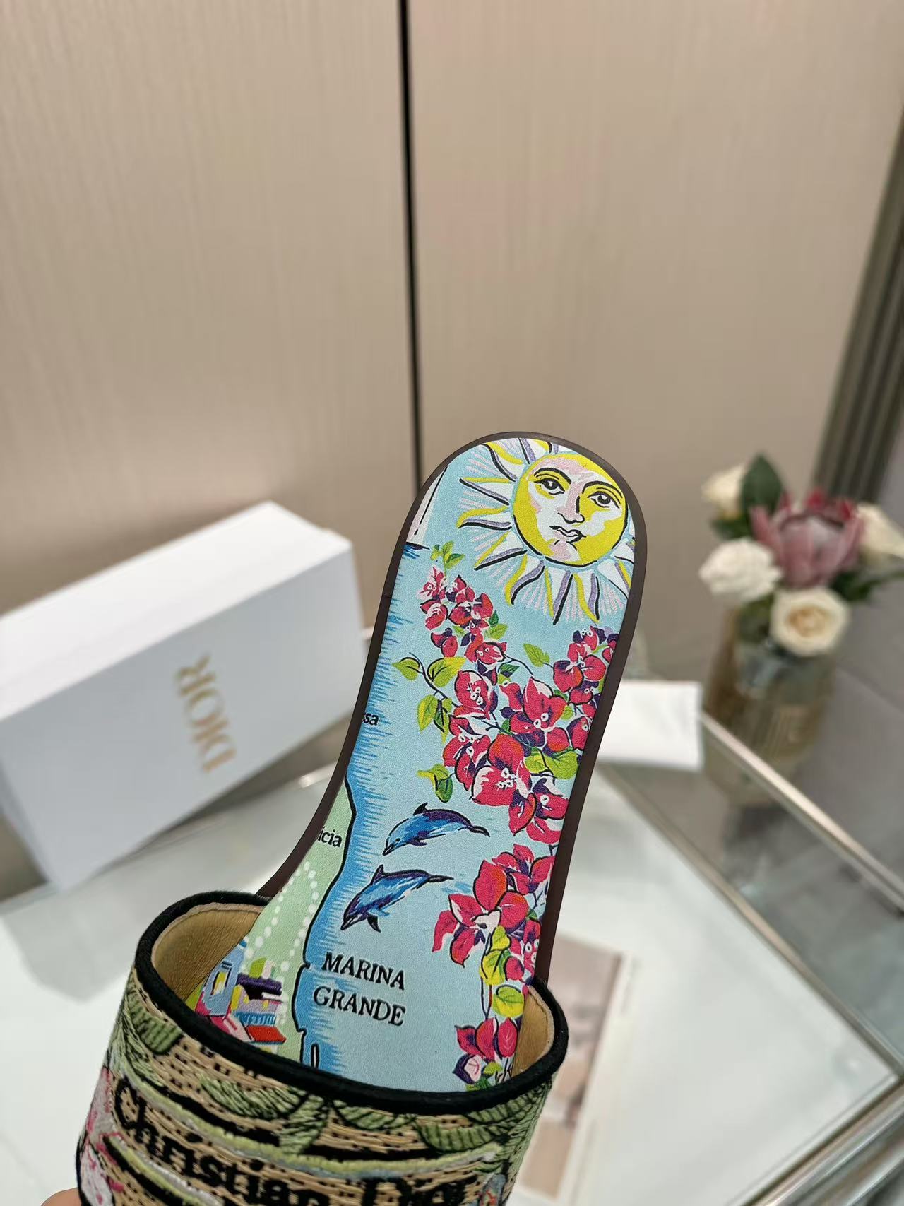 285ZD67Z  Popular Peather Slippers