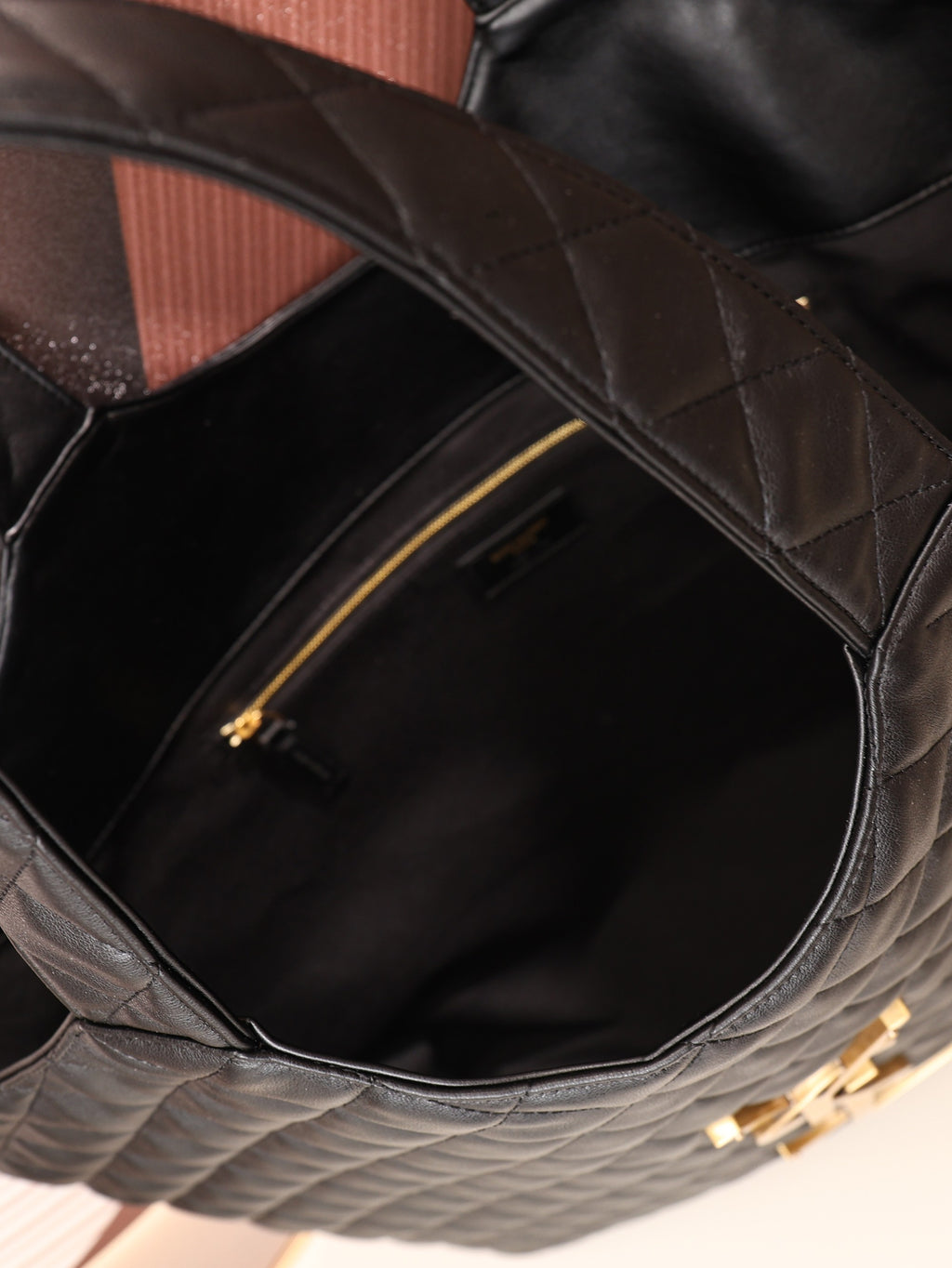 B1X66SL7 Popular high-quality leather bag