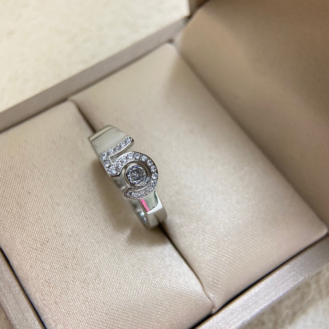 585QC80J  Popular   Rings