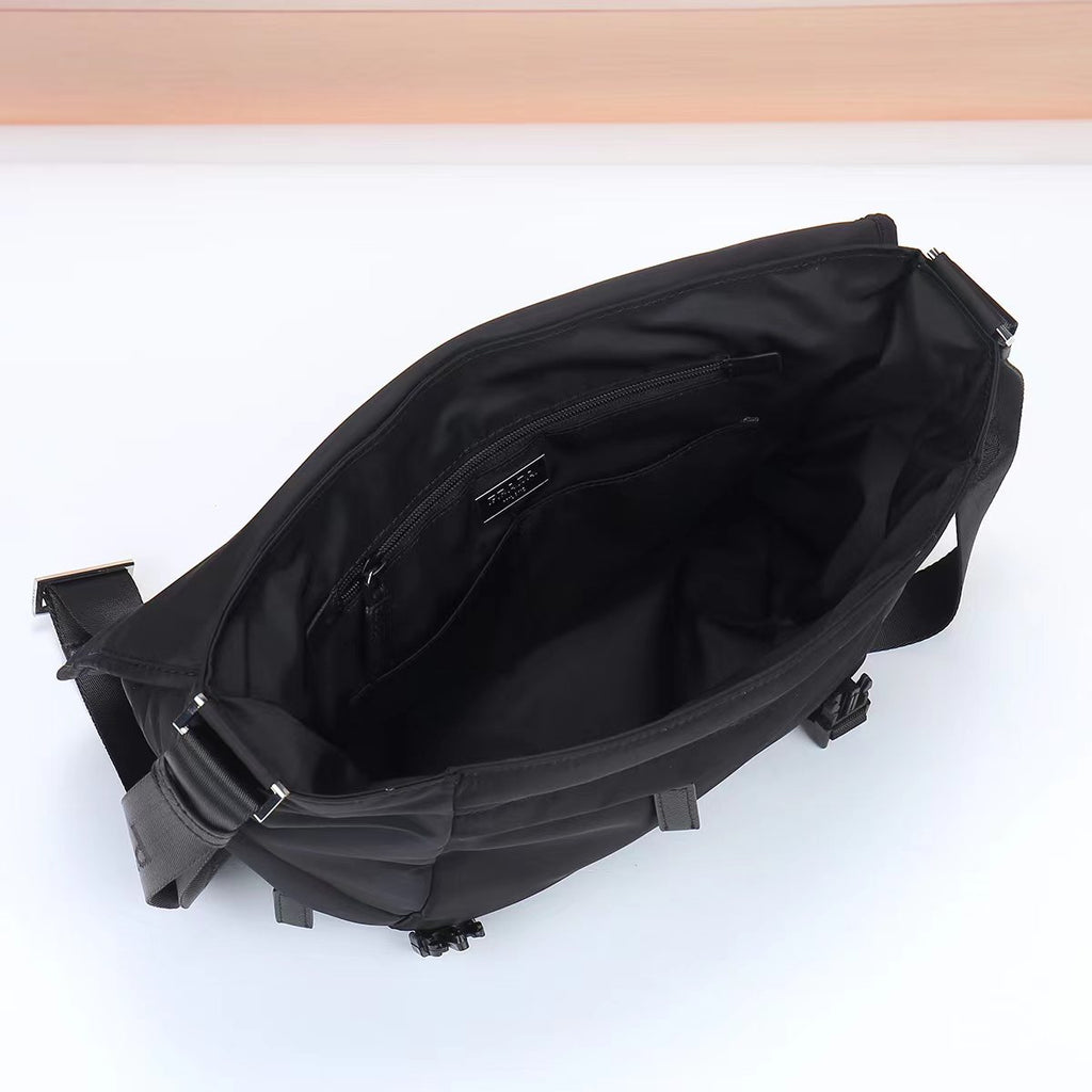 1WP111B Popular nylon fabric bag