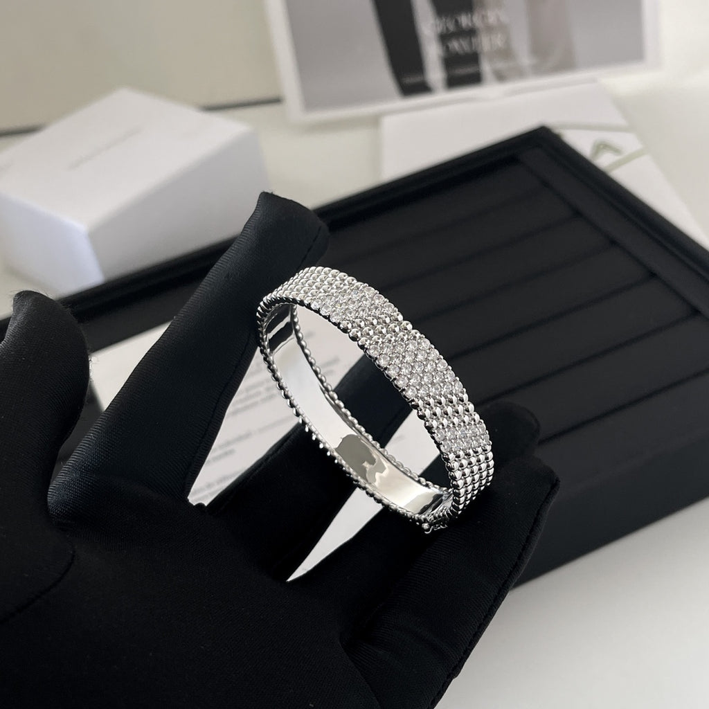 55QVC78K  Popular Bracelets