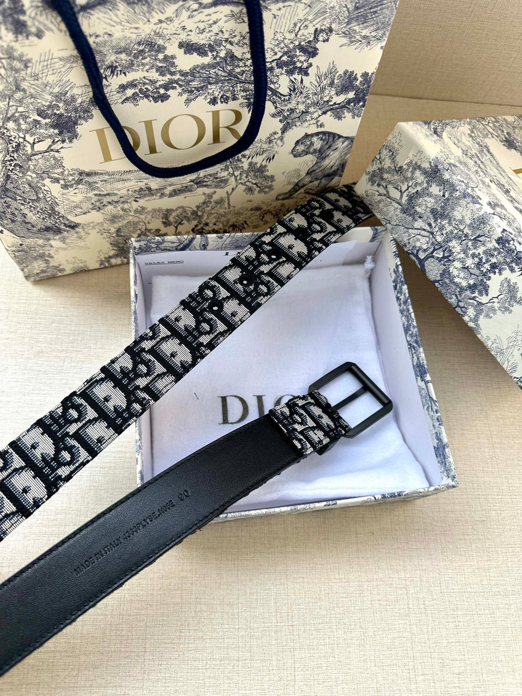 1115QD26P Popular High quality belt With full package