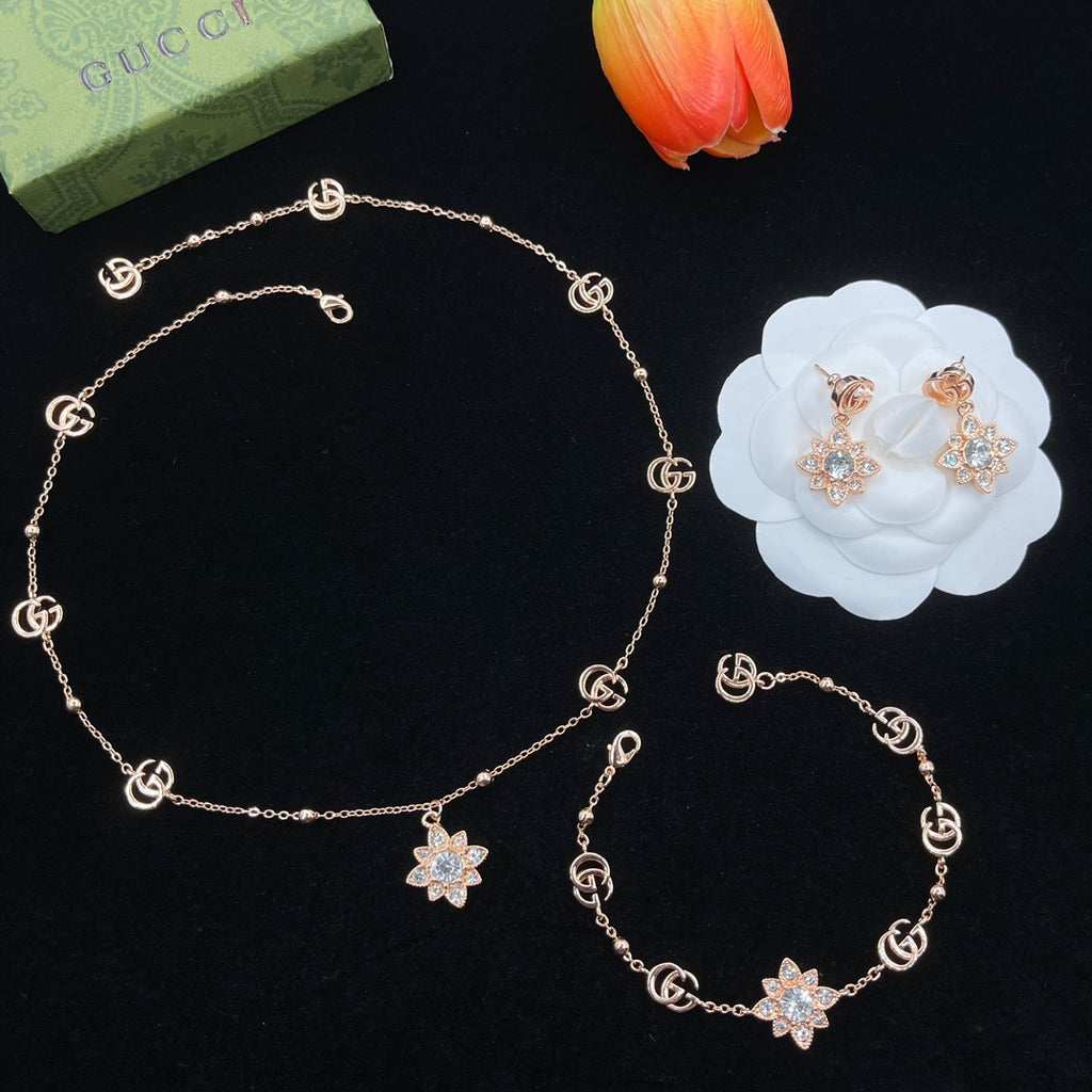 175RB27X Popular   Necklaces .