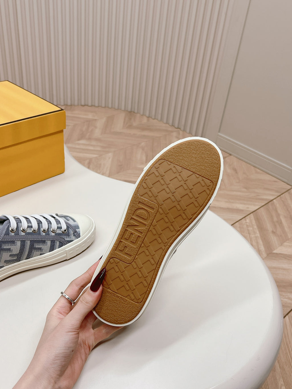 2105QF423Z Popular high-quality Shoes