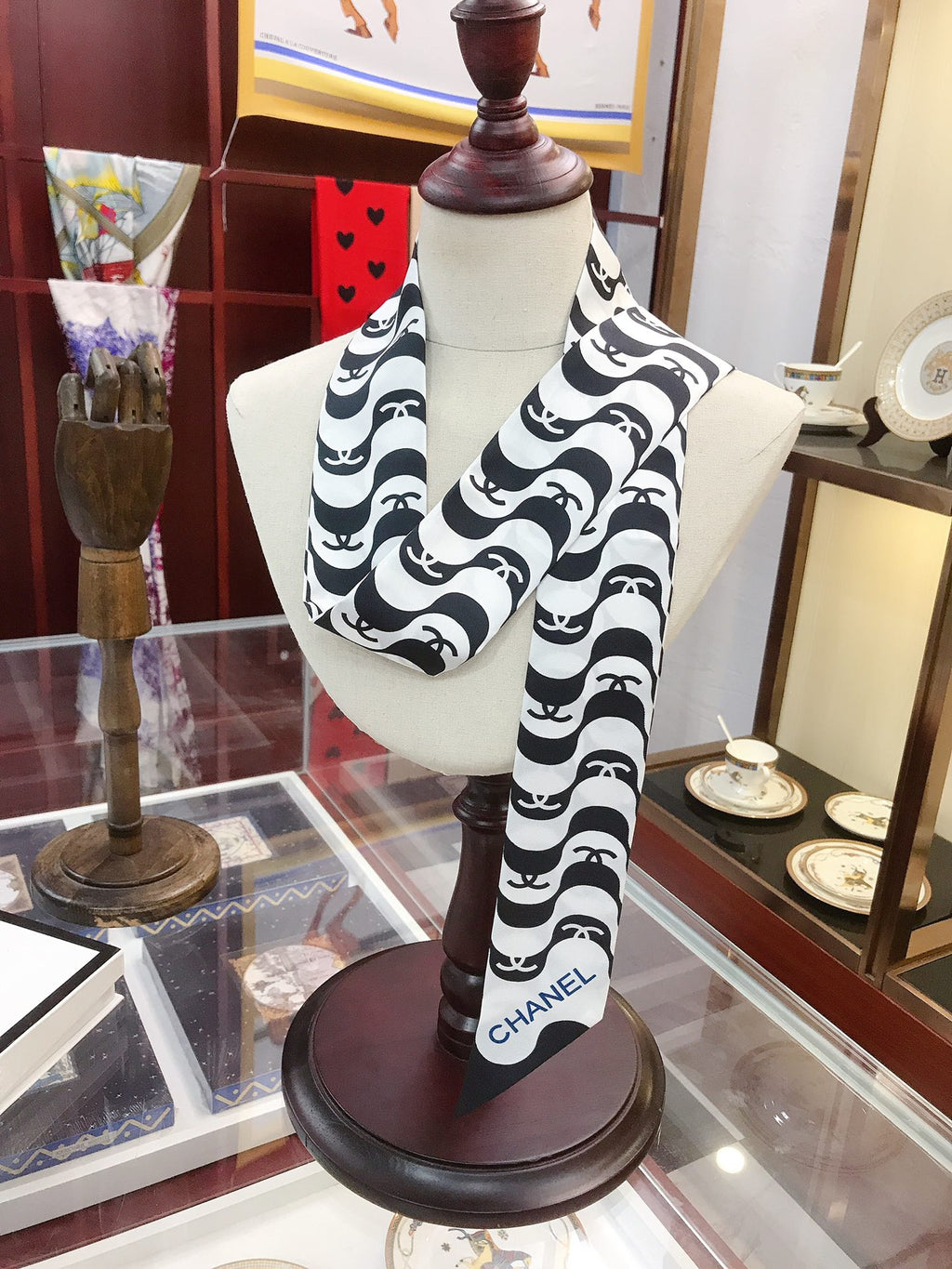 146NC9W Popular Silk Scarve