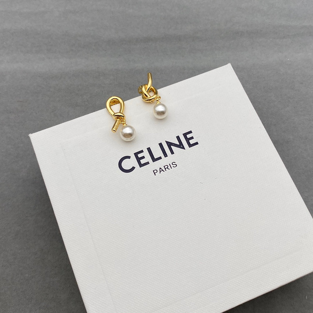 14CL632E Popular  Earrings