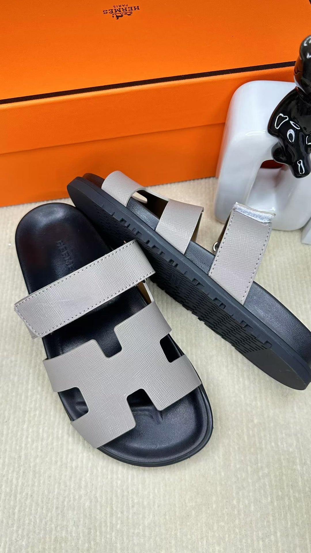 255QH26Z Popular leather shoes