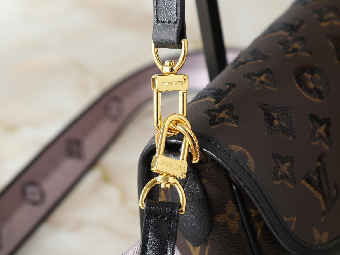 136PE41B Popular leather bag