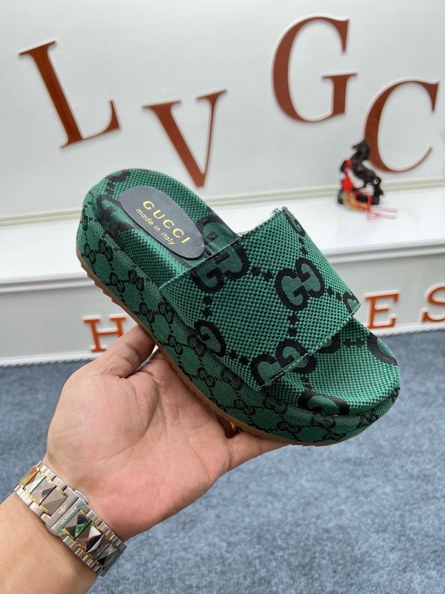 54B122Z Popular slippers  Sole thickness 5.5cm