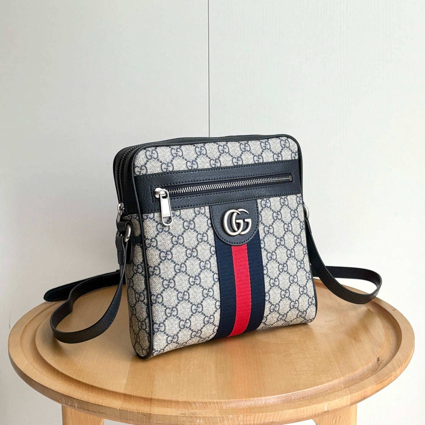 15RB43B  Popular bag