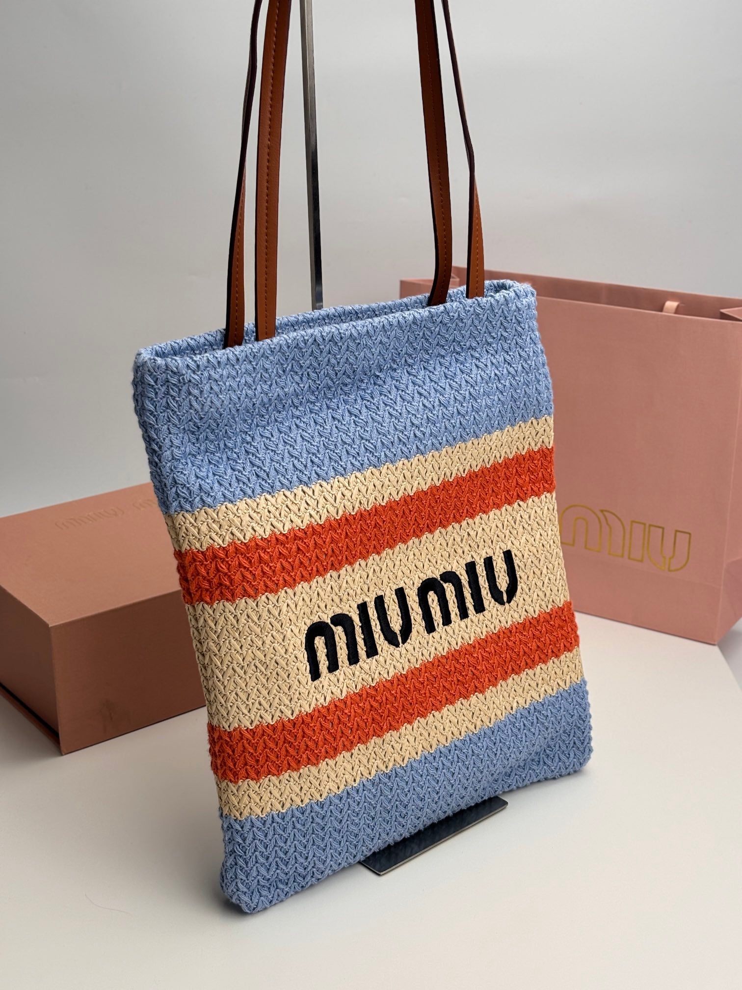 1XA77B Popular   Woven Bag