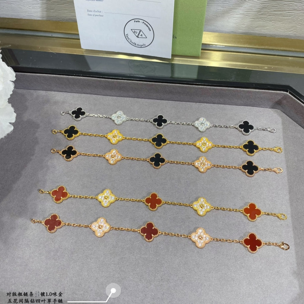5XVA179K  Popular bracelets 5 flowers normal size1.5cm flower