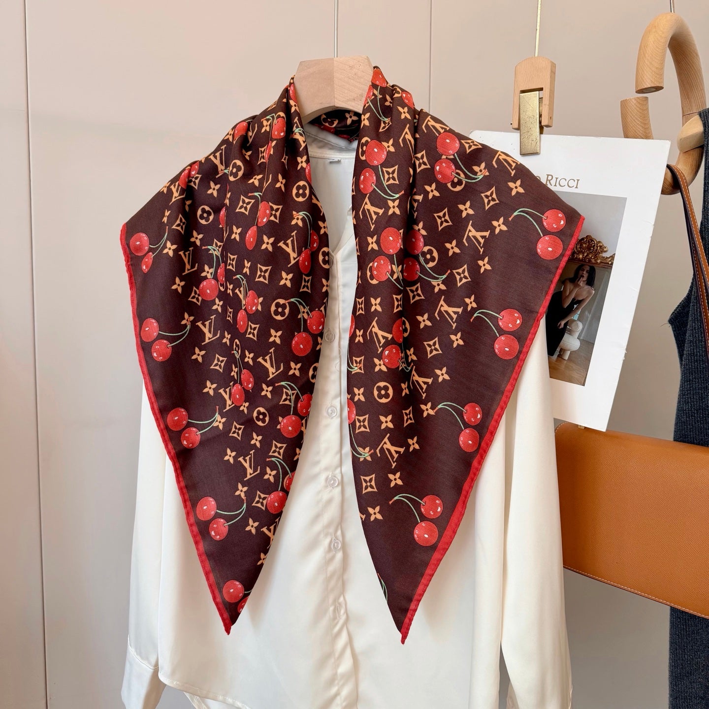 136NE31W Popular Silk Scarve