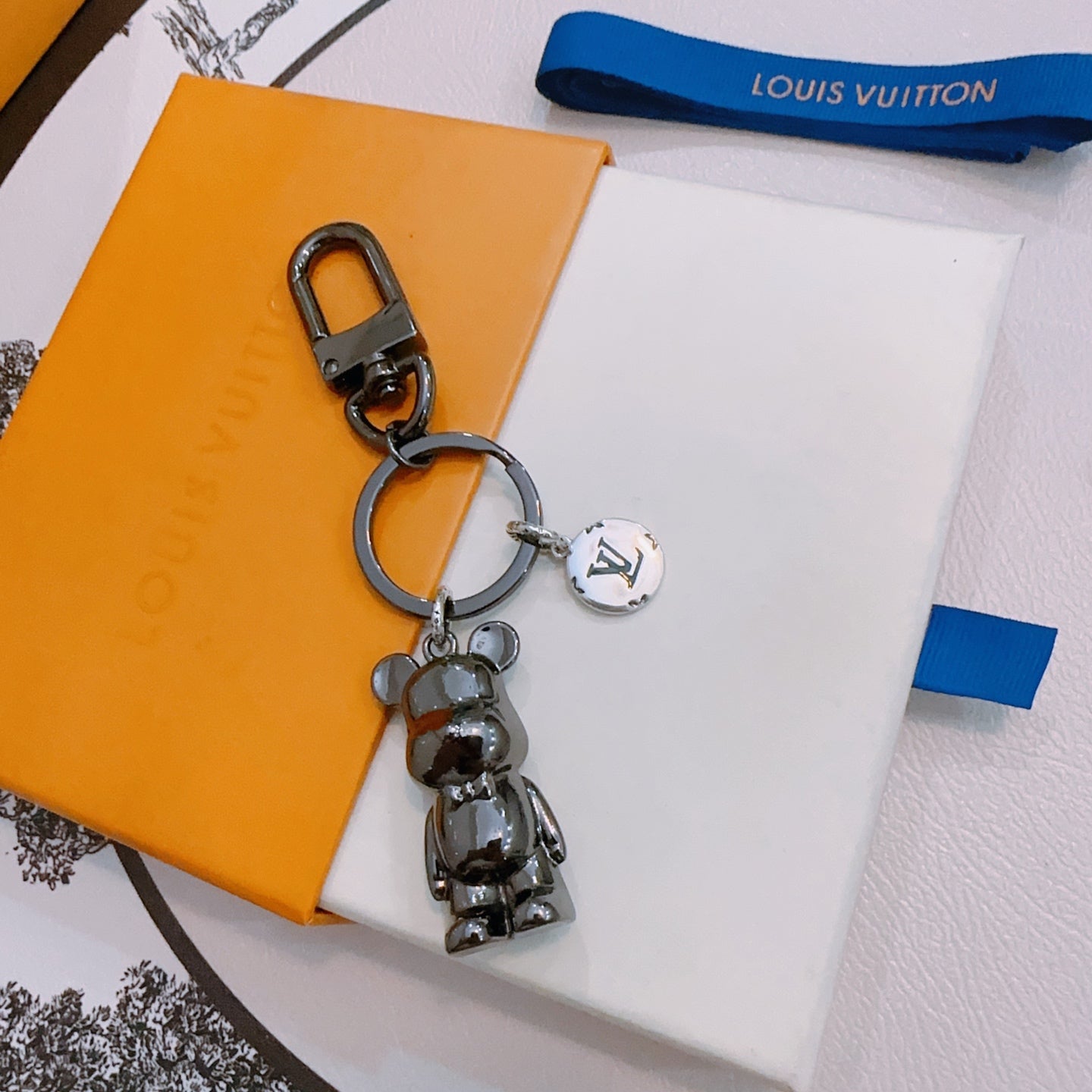35ZE86A Popular bag 's charms accessories