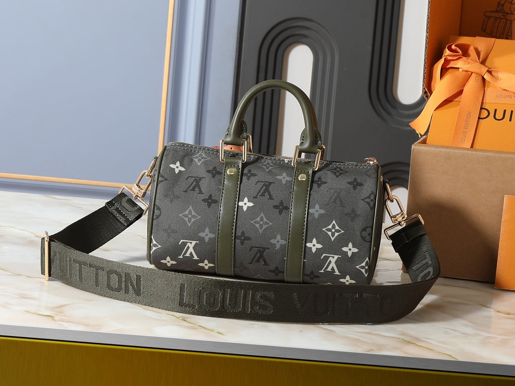 146PE30B Popular leather bag