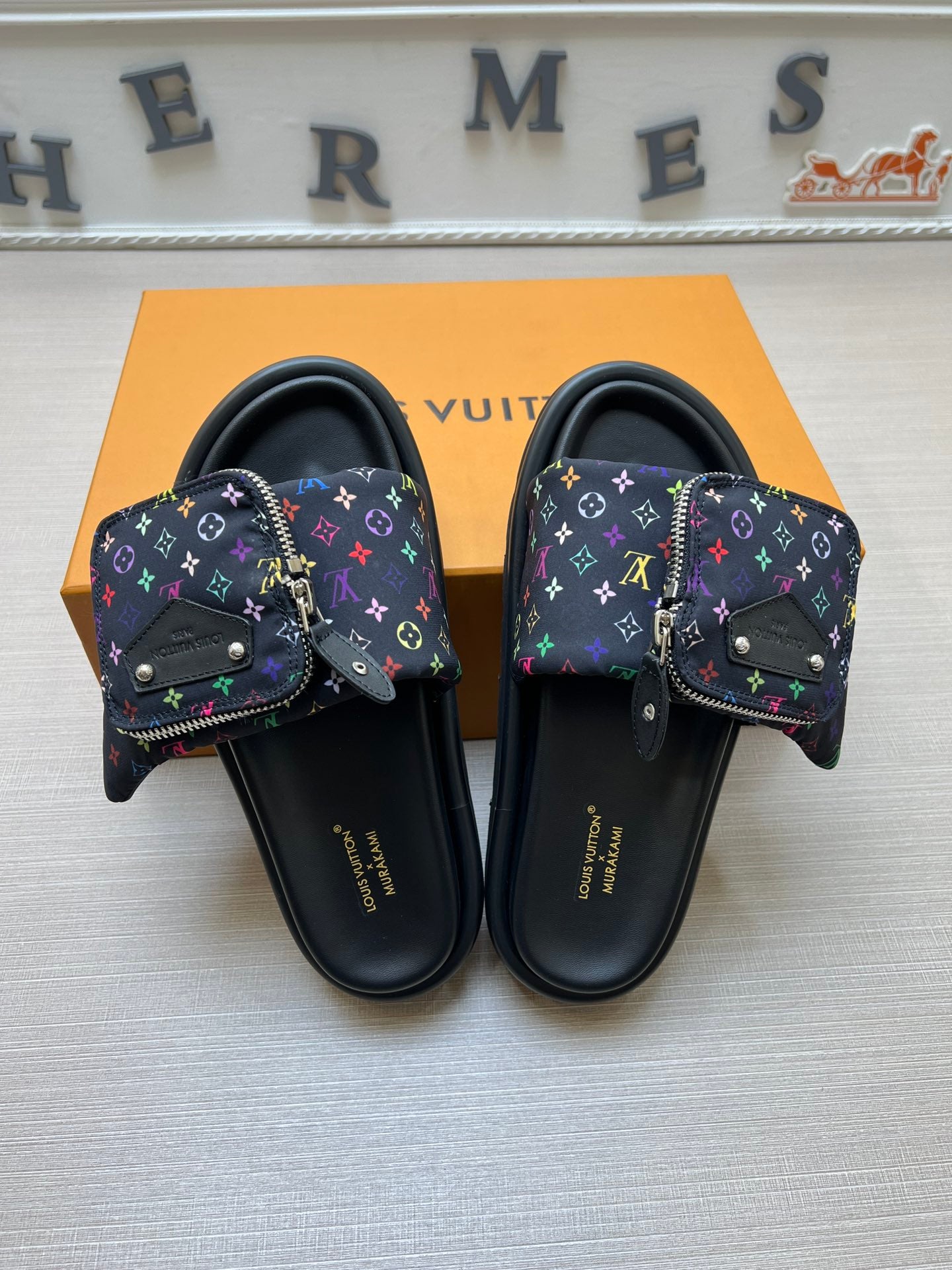 5LE219Z Popular Slippers