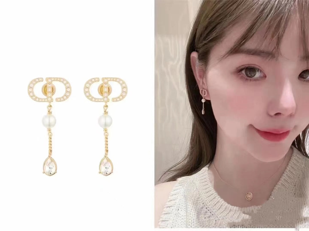 14D208E Popular  Earrings