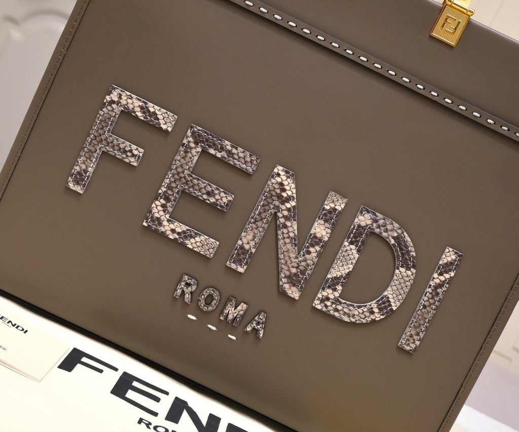 136PF104B Popular leather bag