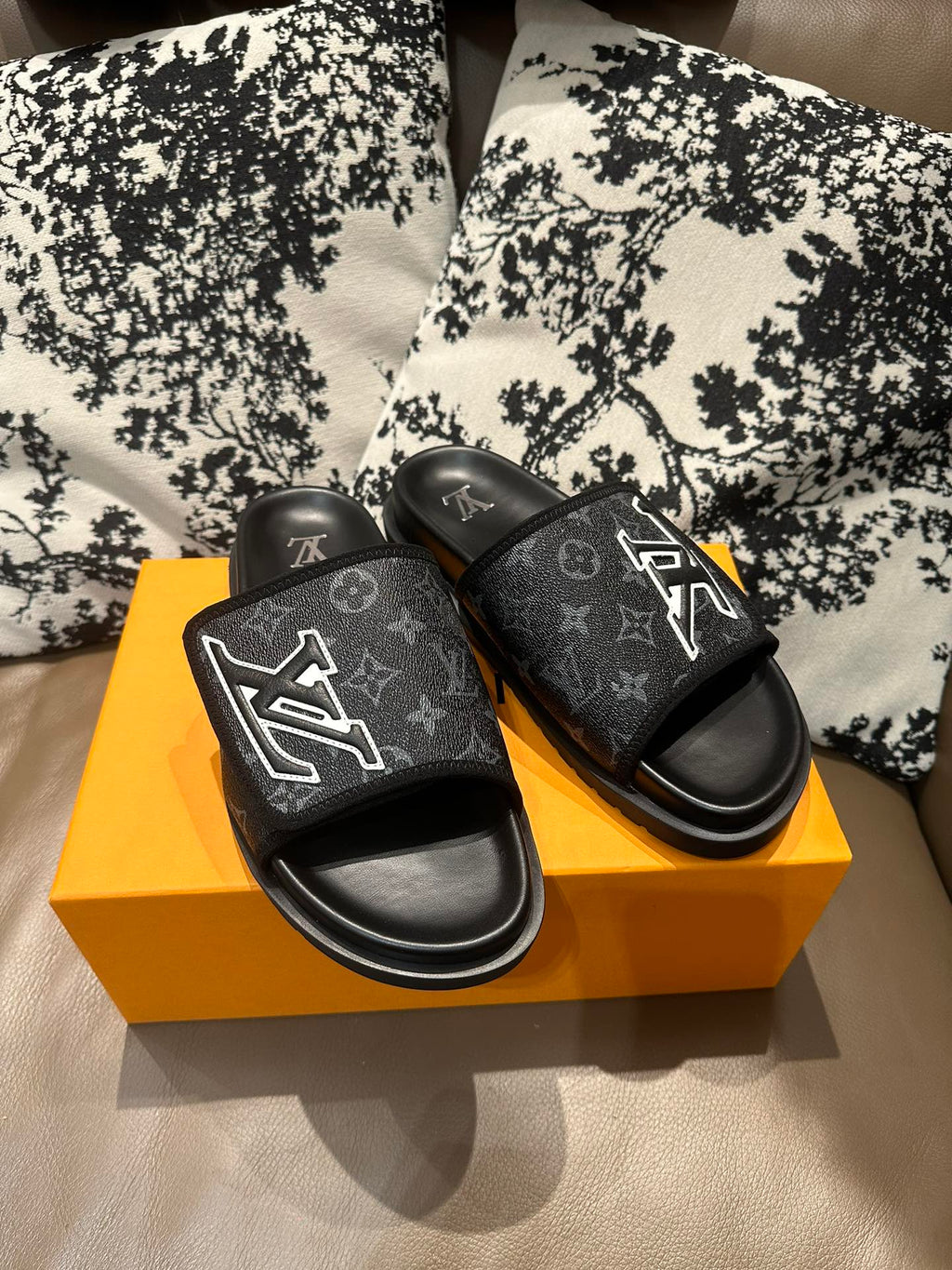 285ZE28Z  Popular leather Shoes