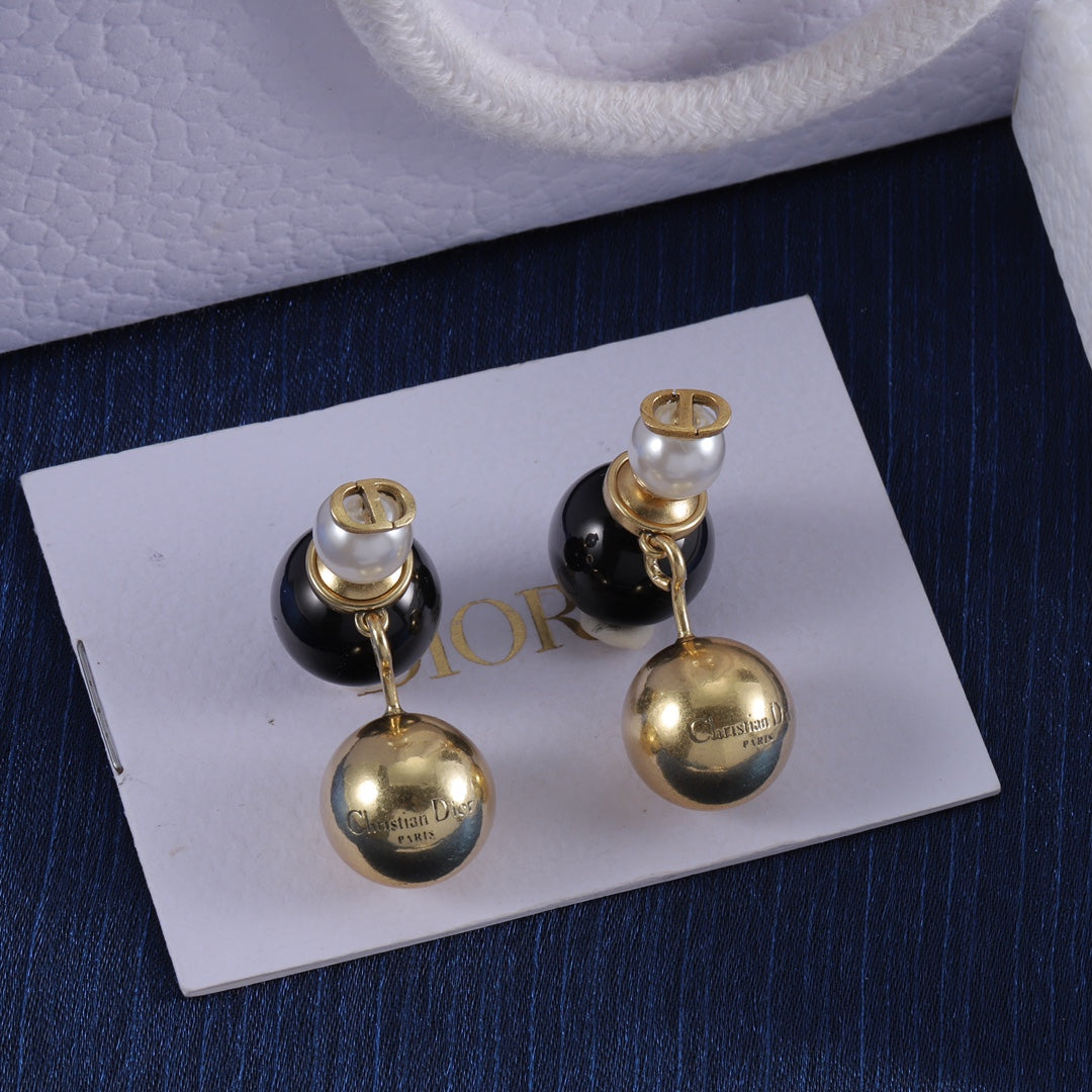14D775E Popular  Earrings