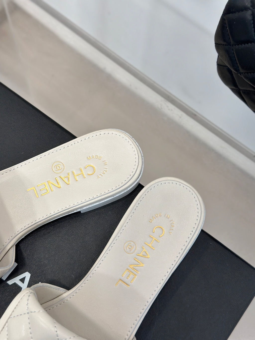 1RC254Z Popular Slippers