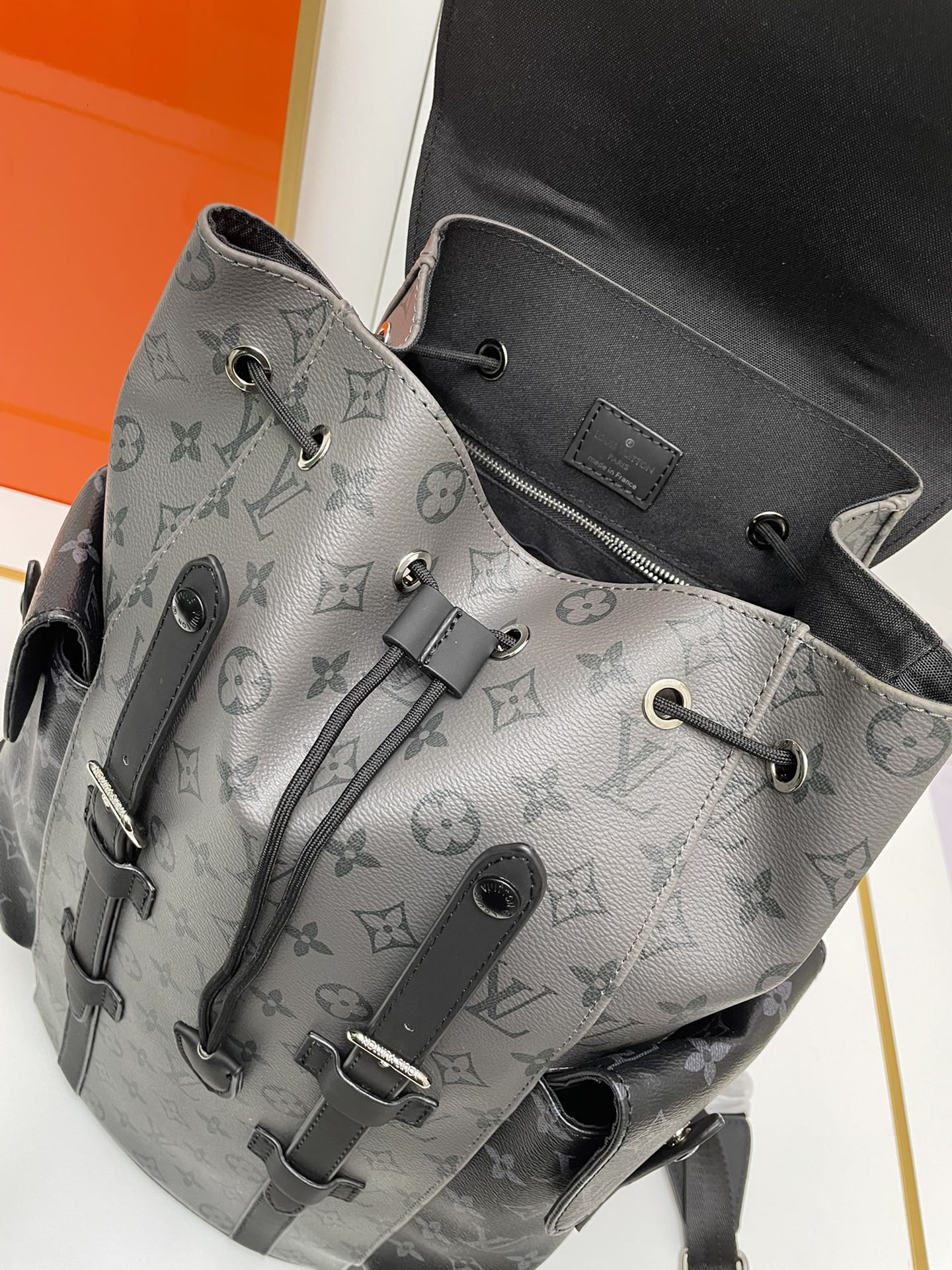 1WE68B Popular  leather Backpacks