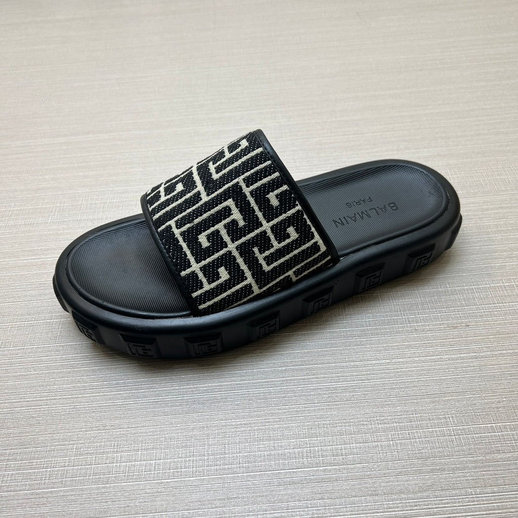 54A110Z Popular slippers