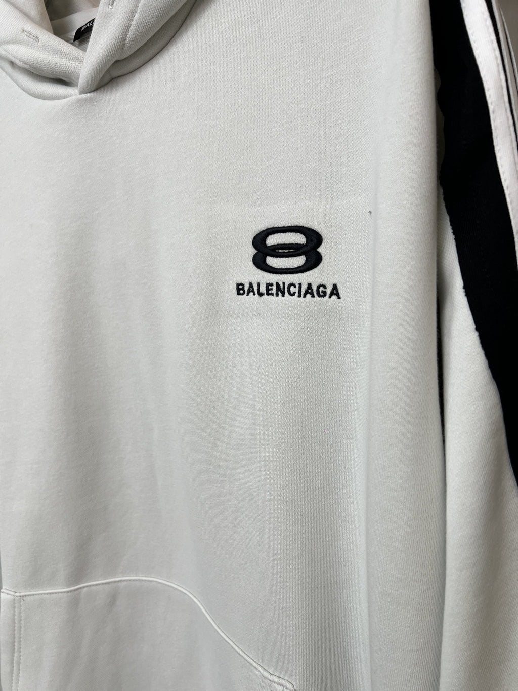 95ZJ343U Popular Sweaters