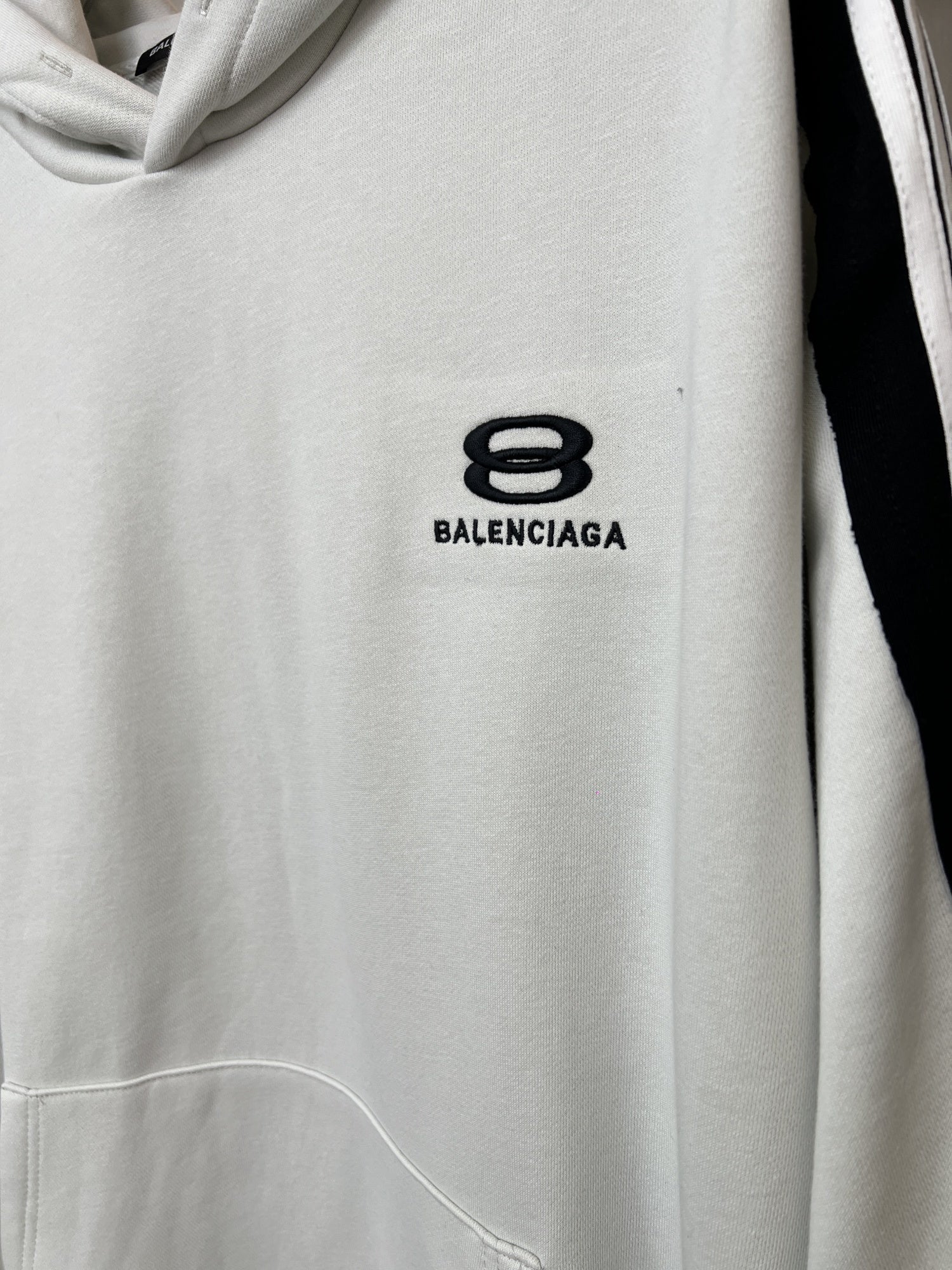 95ZJ343U Popular Sweaters