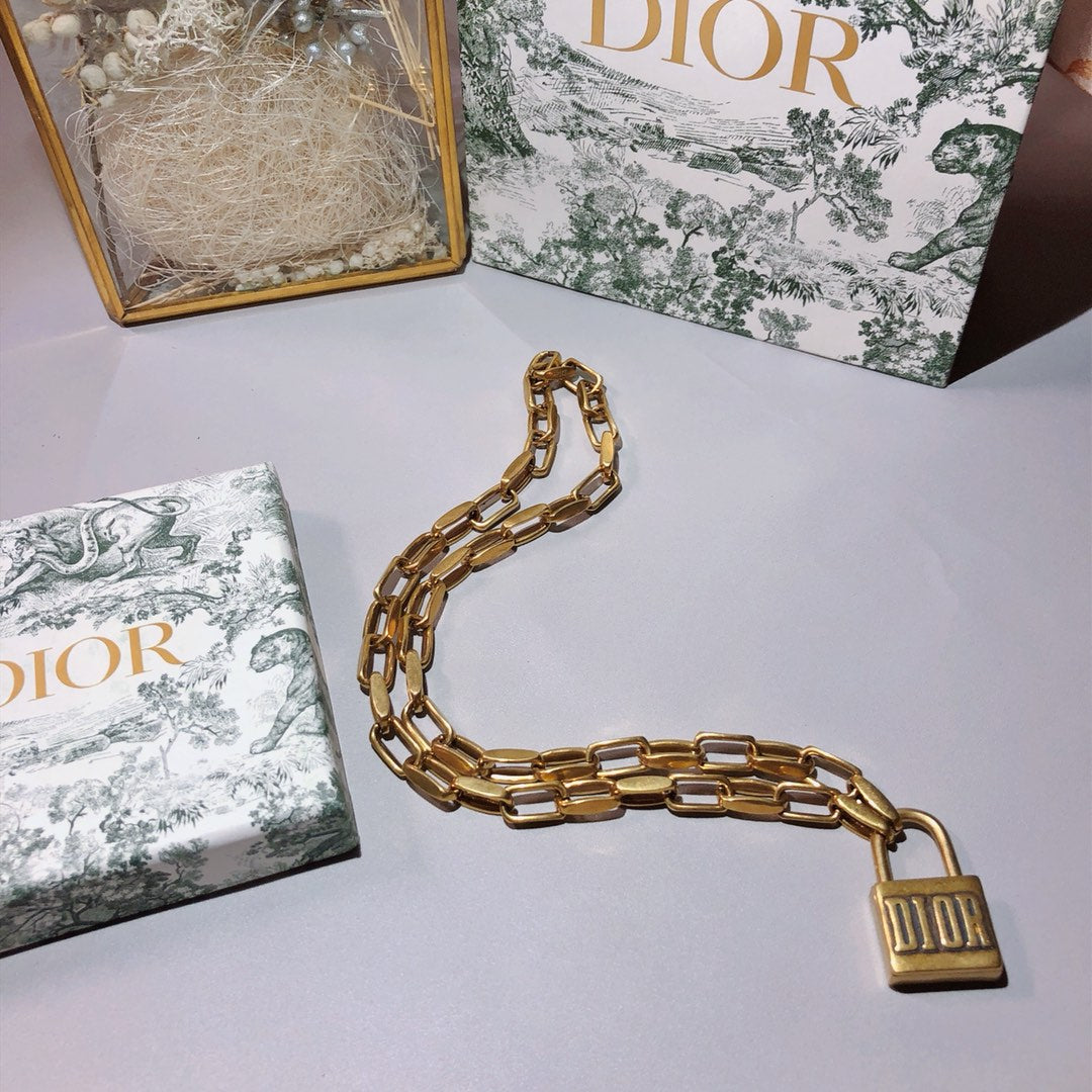 15QD86X Popular Necklace