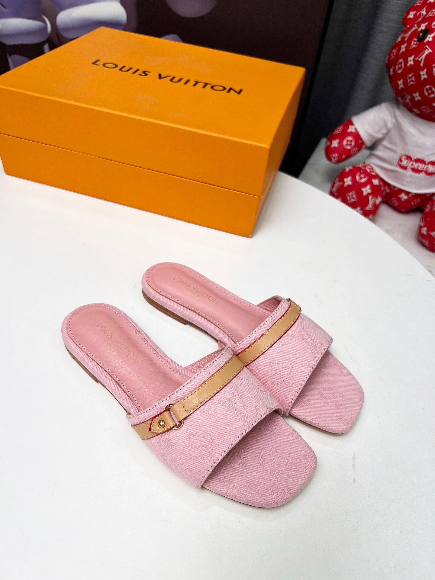 245RE23Z Popular high-quality shoes