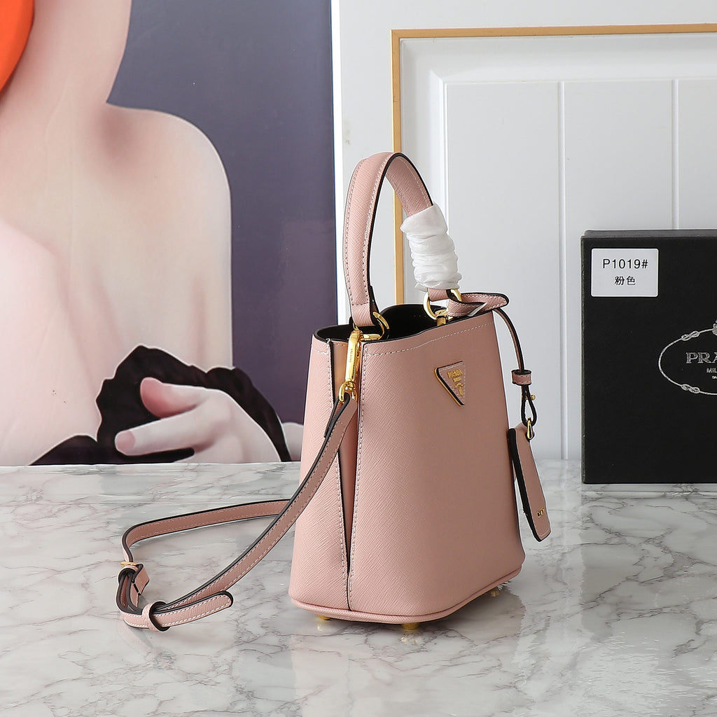 1WP102B Popular  leather bag