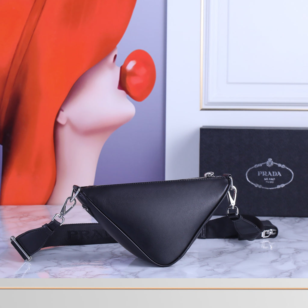1XPD82B Popular   leather bag 