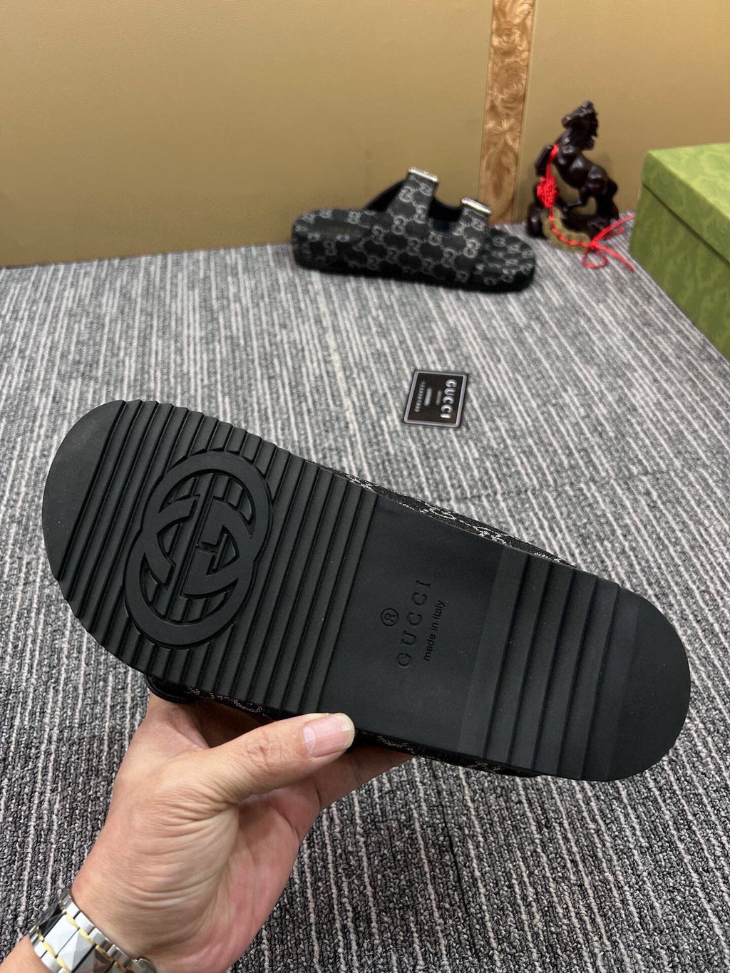 54B123Z Popular slippers
