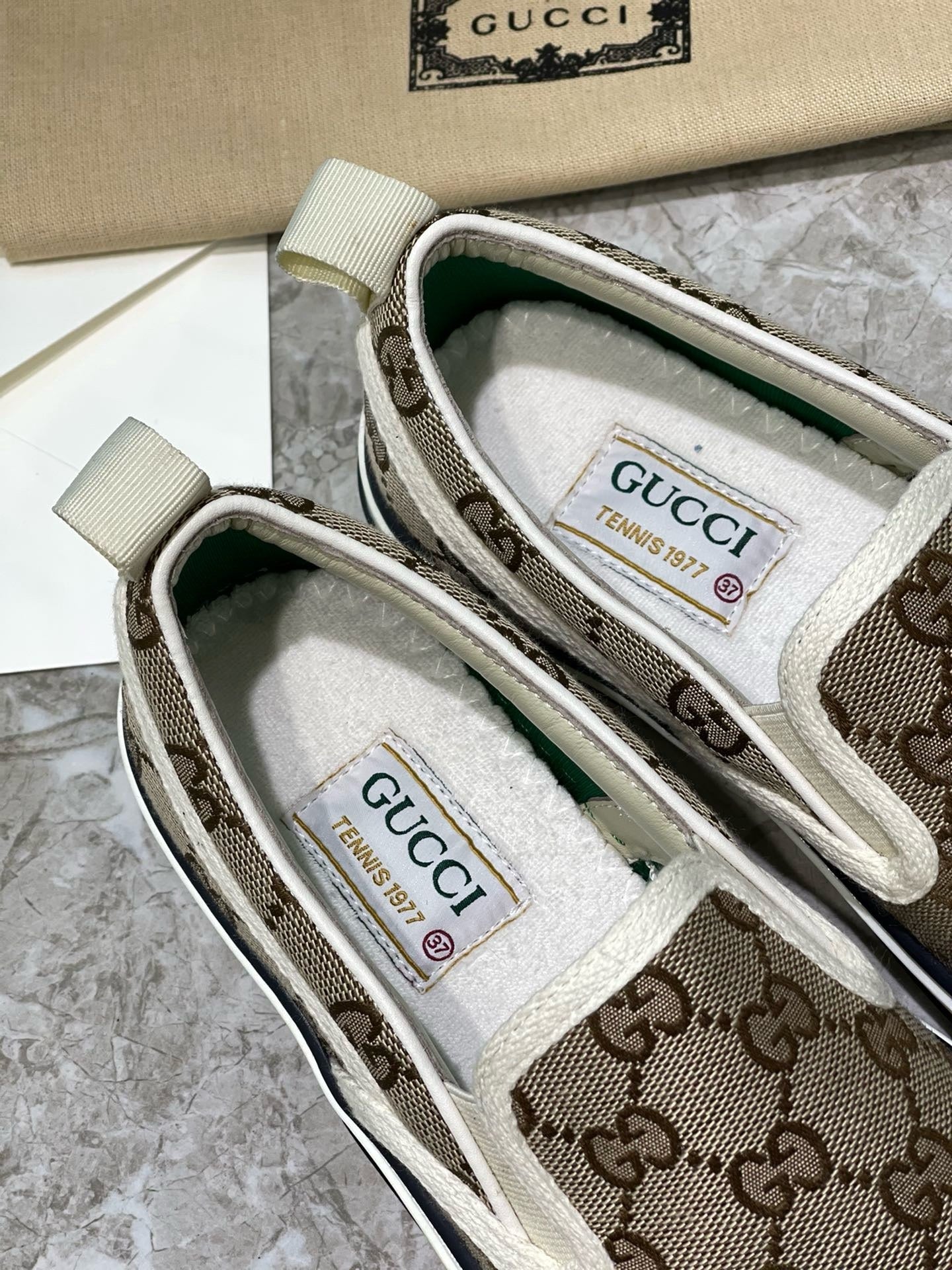 2105QB213Z Popular high-quality Shoes