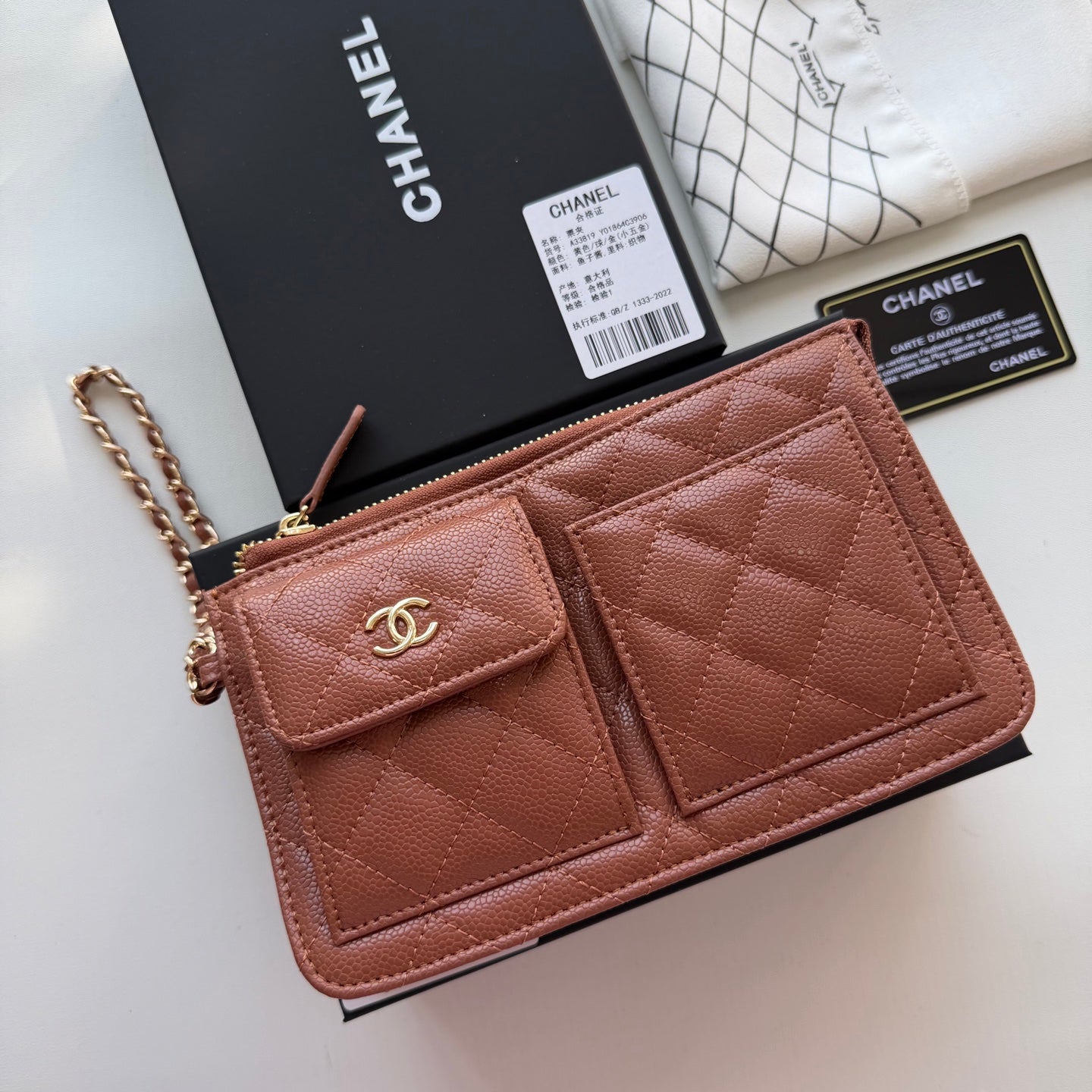146PC22B Popular leather bag