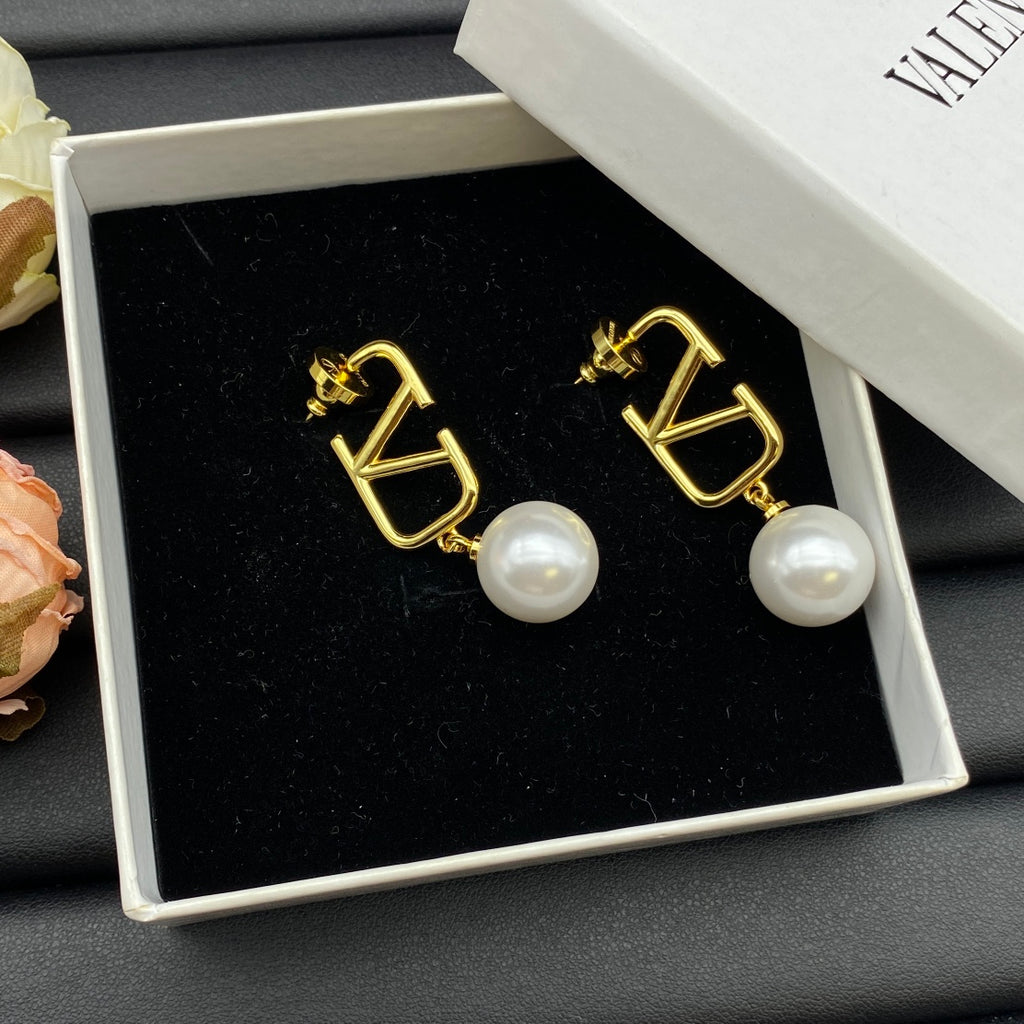 14VL712E Popular Earrings