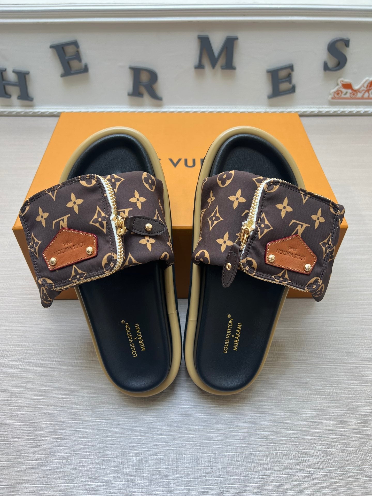5LE219Z Popular Slippers