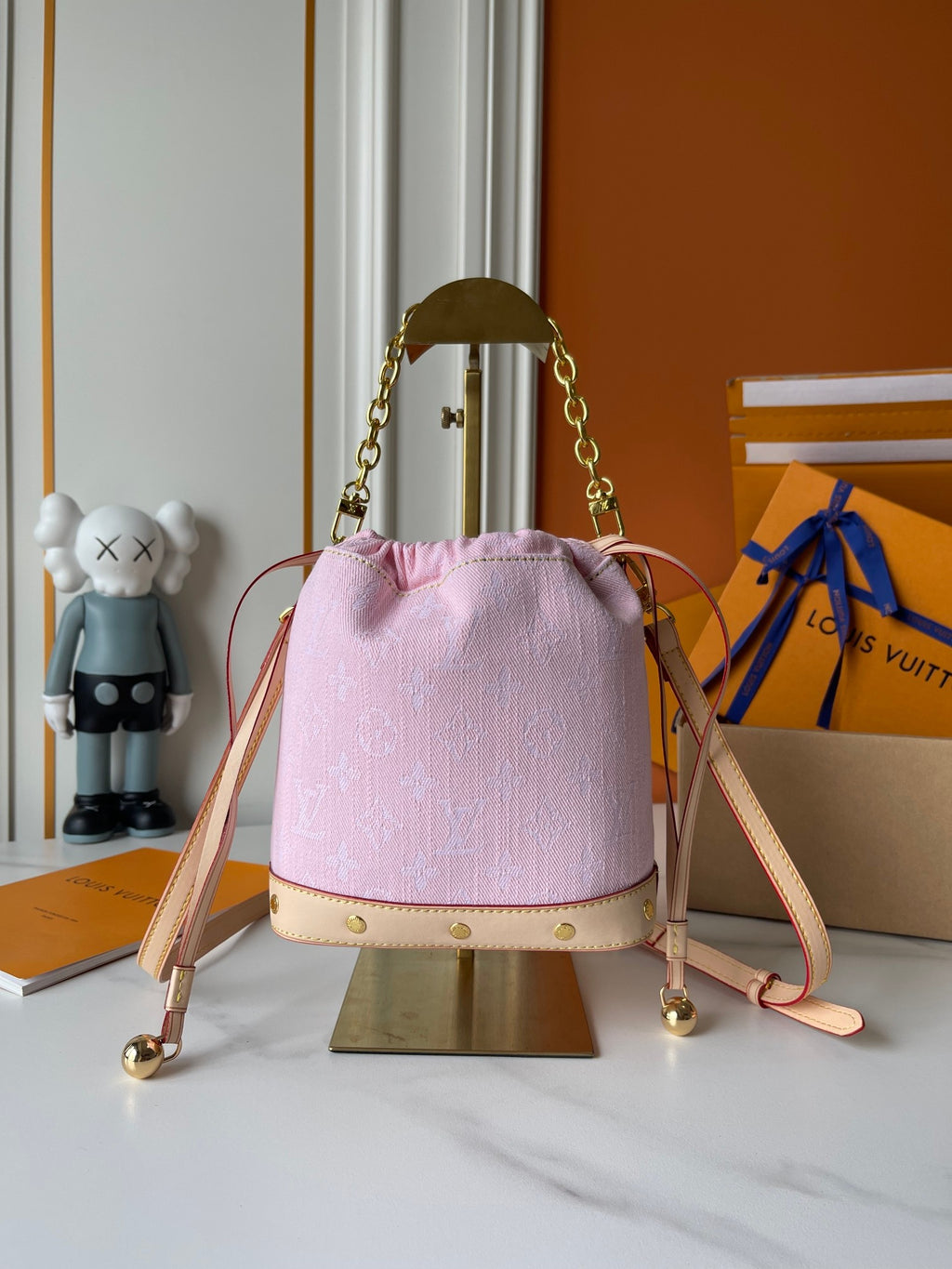 175NE21B Popular   Cowboy bag