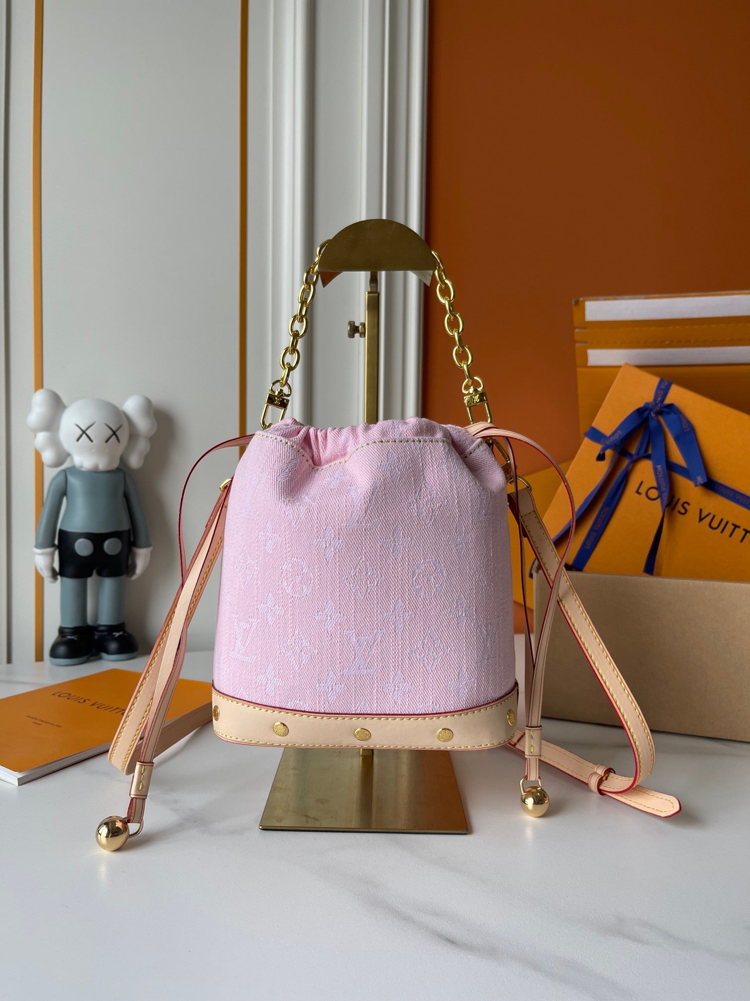 175NE21B Popular   Cowboy bag
