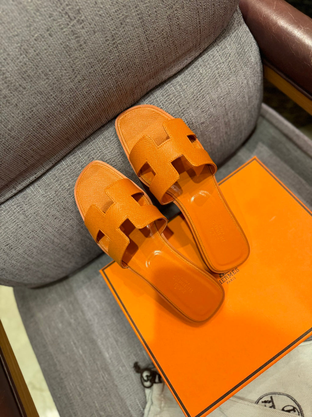 1ZH237Z Popular Slippers