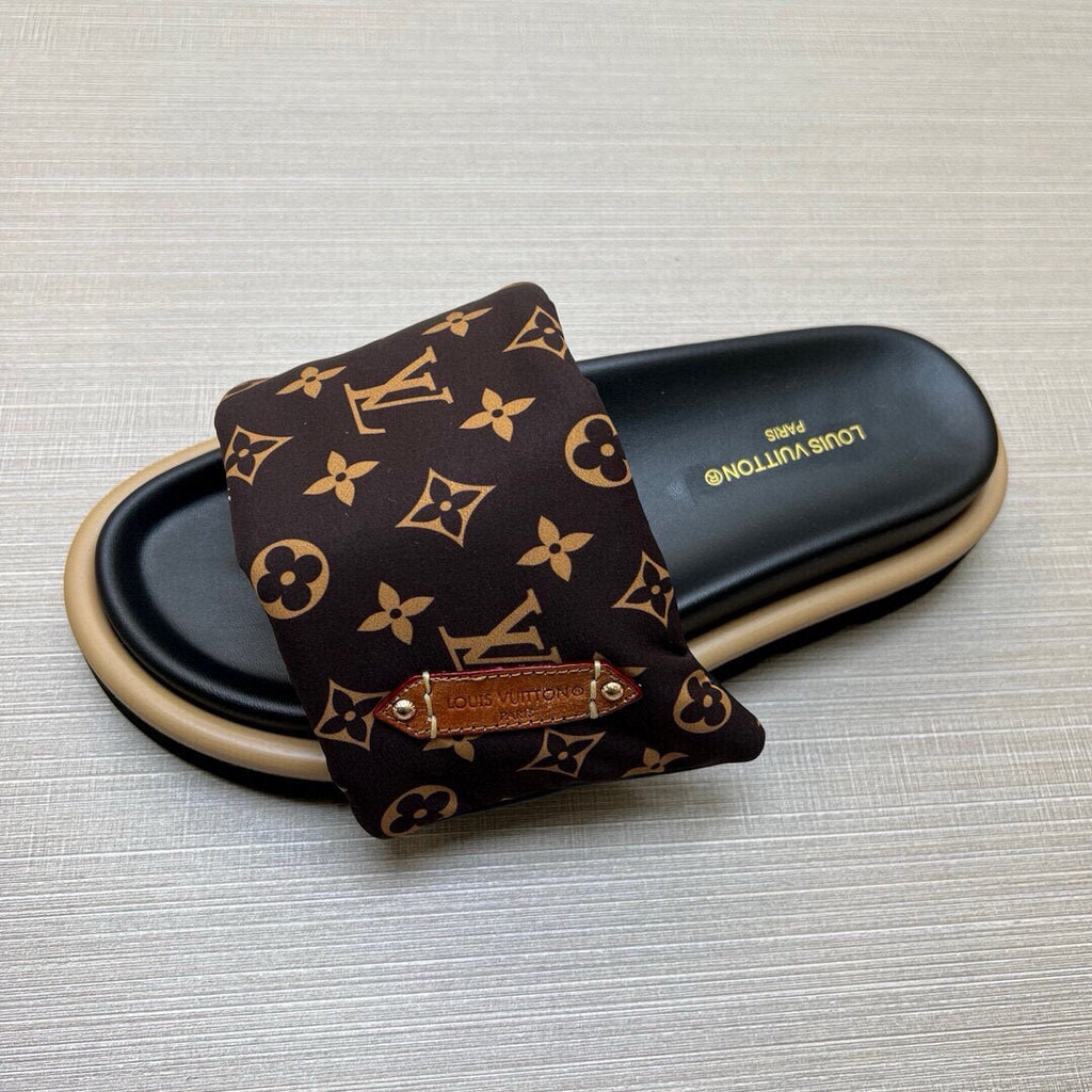 5QE9Z Popular Slippers