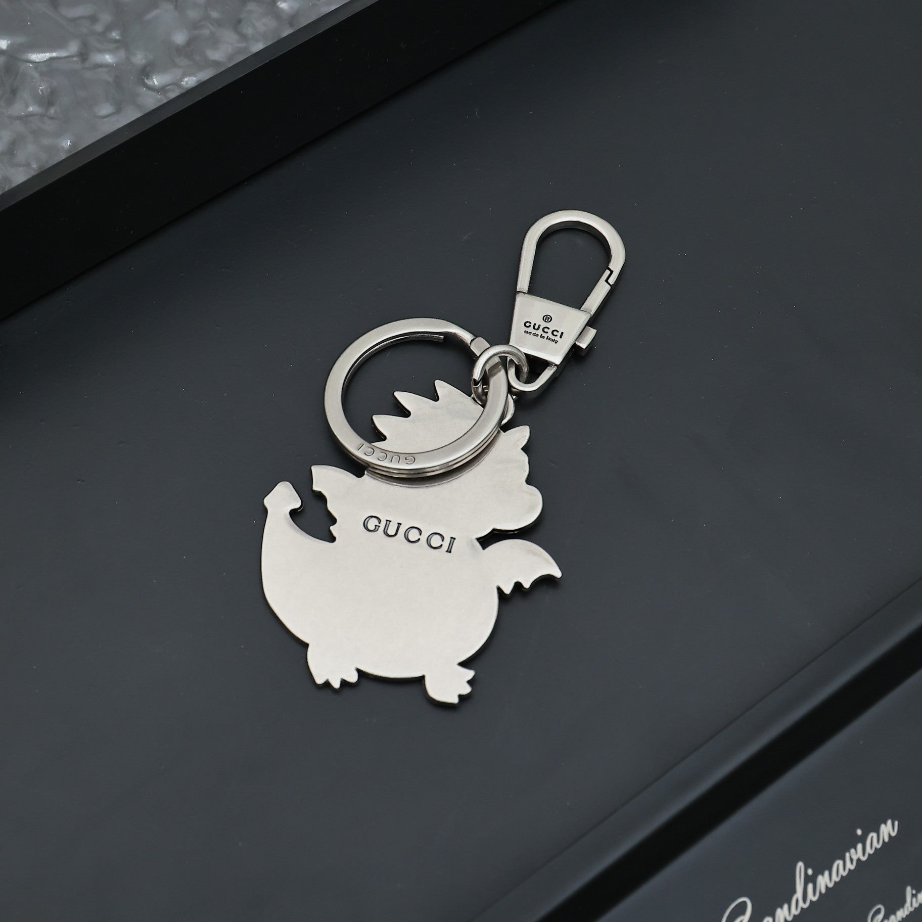 14B19A  Popular key closure