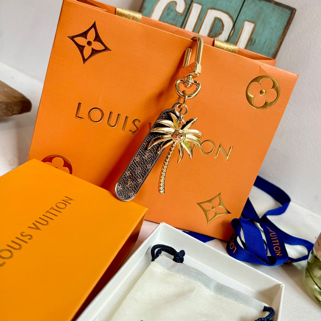 35QE11A Popular bag 's charms accessories