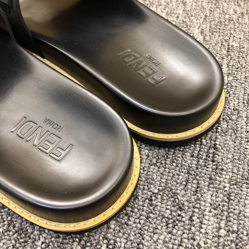5XF106Z Popular Slippers