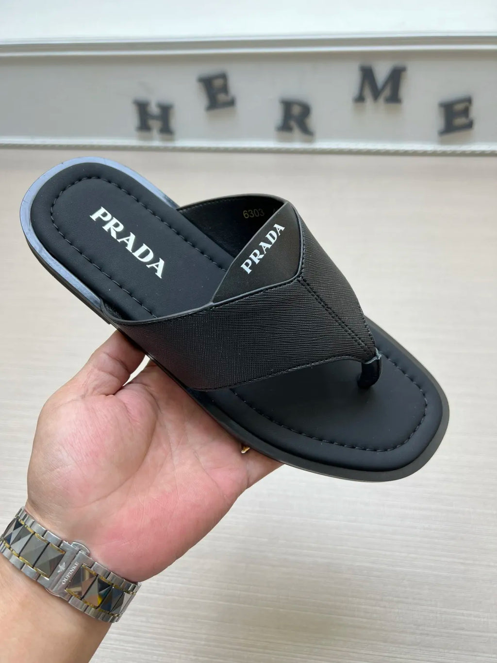 54PD72Z Popular slippers