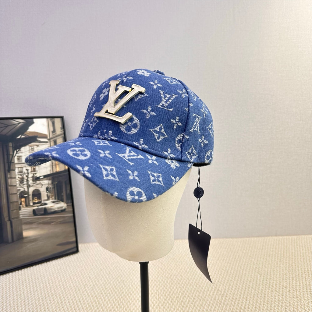 16XE32M Popular hats