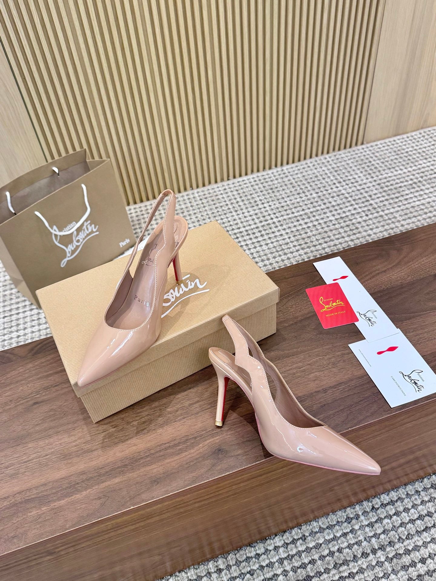 275NA5Z  Popular leather High heels