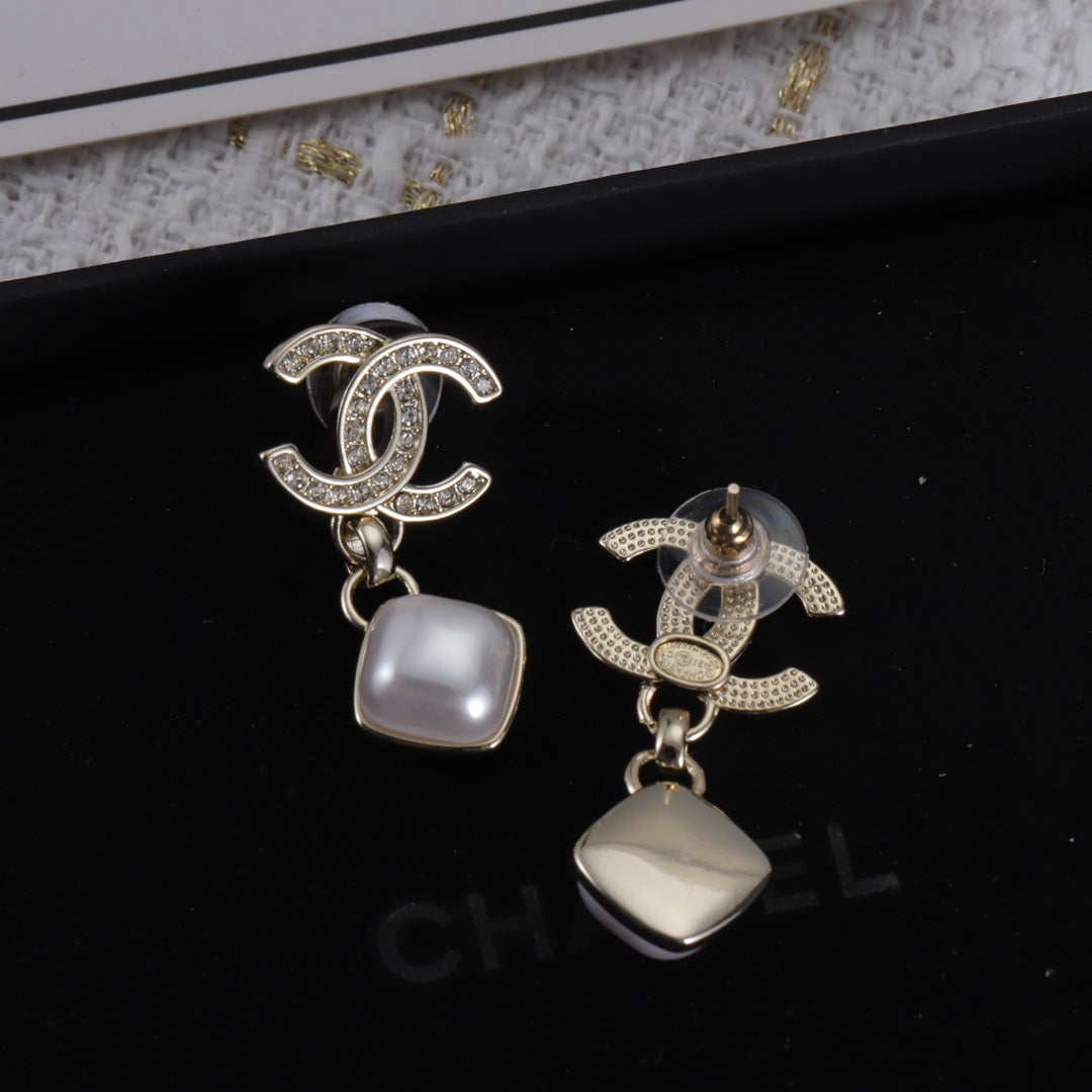 14C300E Popular  Earrings