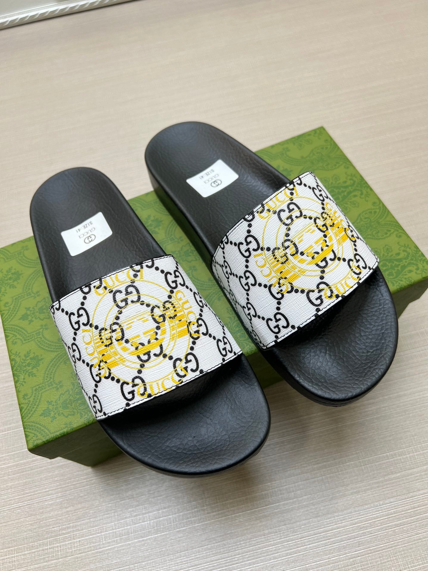 5LB234Z Popular Slippers